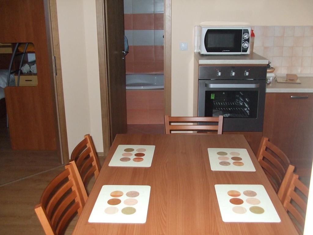 Rodinny Apartman Slnecnica Tále Kültér fotó